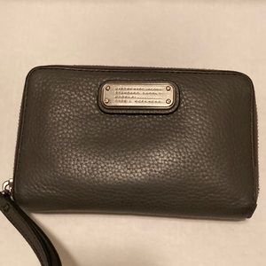 Marc jacobs wallet gray